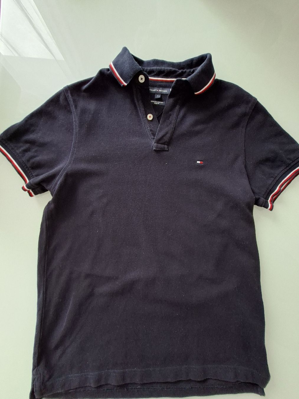 Tommy Hilfiger Polo-Shirts: Polo Tommy Hilfiger bleu marine taille s  – Gebraucht aus Renens VD von ser_j2fn 3
