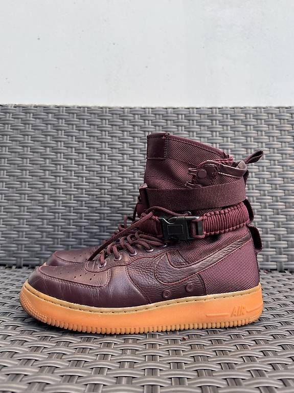Nike Scarpe da uomo: Nike SF Air Force 1 'Deep Burgundy' – Usato da Meggen venduto da gia_wz2q 2
