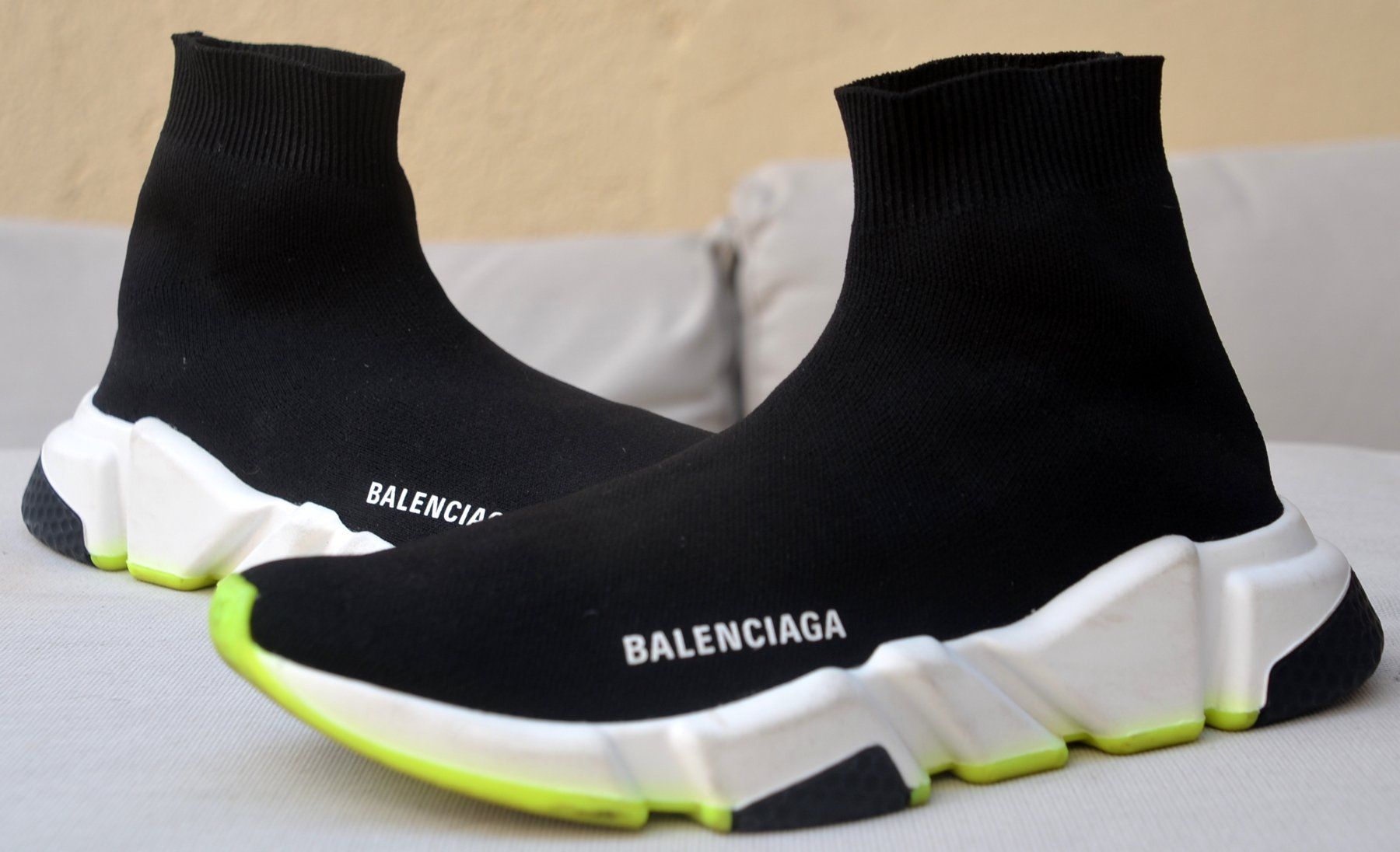 Balenciaga Herrenschuhe: Balenciaga SpeedTrainer Sneakers .39 – Gebraucht aus Collonges von Auganien 4