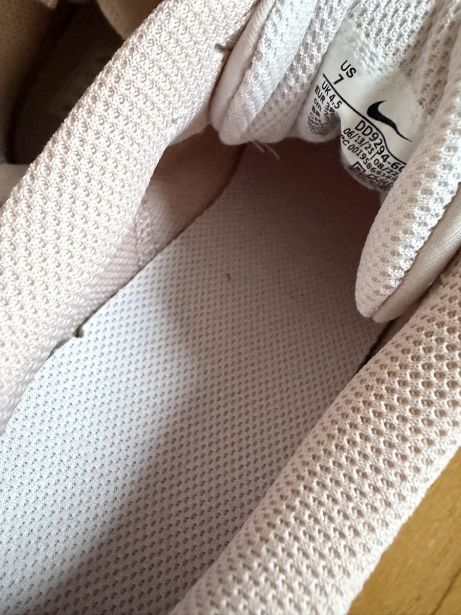 Nike Chaussures femmes: Nike Laufschuhe Downshifter – Neuf (Voir description) à Basel par Opina01 2