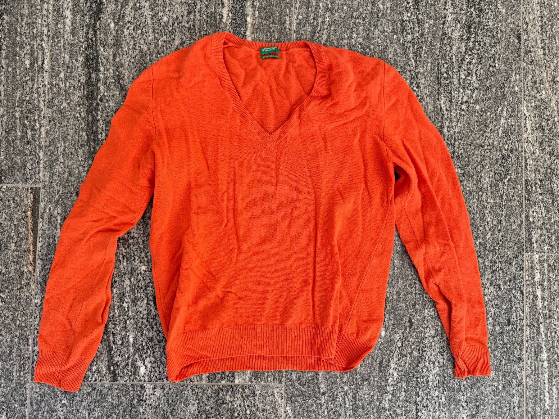 Benetton Pullover & Sweatshirts: Orange UCB 100% merino womens pullover – Gebraucht aus S. Vittore von via_h2nb