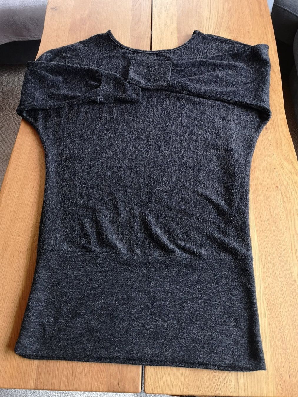 Pullover & Sweatshirts: Maxi Pullover Grösse 38 – Gebraucht aus Herisau von Leonie66 1