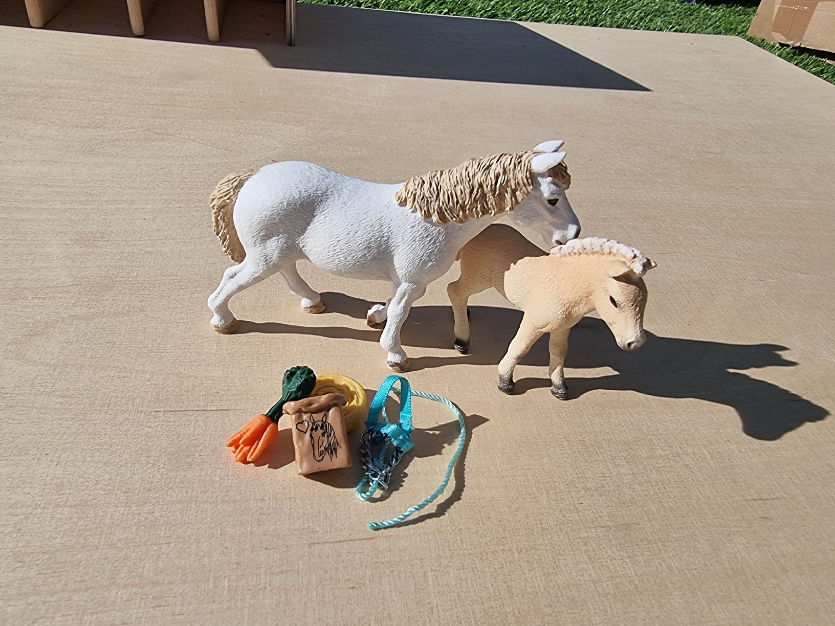 Schleich Giocattoli: Schleich Set Pferd und Fohlen – Usato da Ortschwaben venduto da Patrick1978
