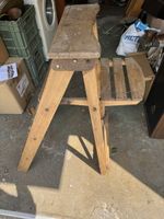 Escabeau ancien en bois 