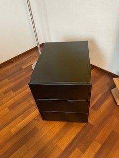 Korpus: Schwarzer Rollcontainer mit 3 Schubladen – Gebraucht aus Reinach AG von joric06 2