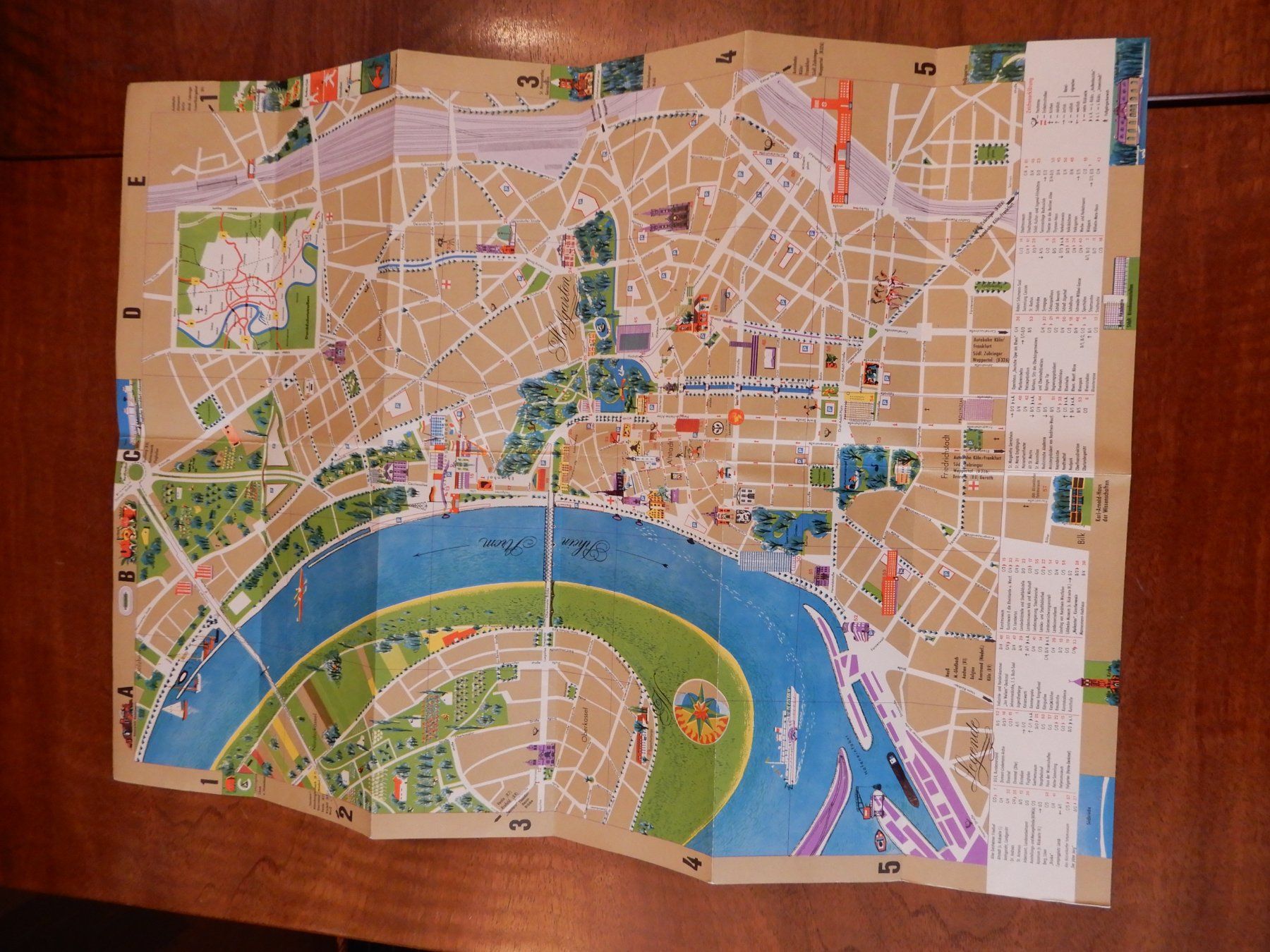 Libri: Antikes Reise-Set Düsseldorf – Usato da Erstfeld venduto da Mario_boe0 7