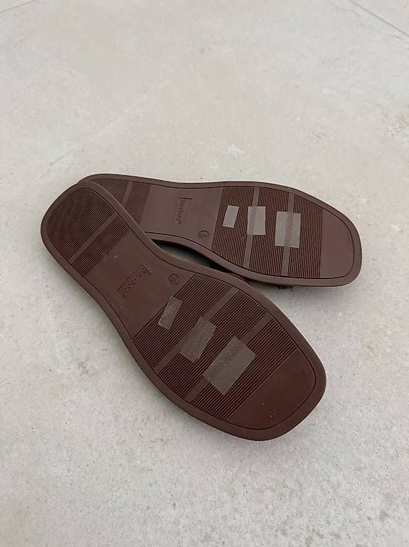Chaussures femmes: Slip On Sandalen Gr. 38.5 - NEU – D'occasion à Merlischachen par GlamGarb 1