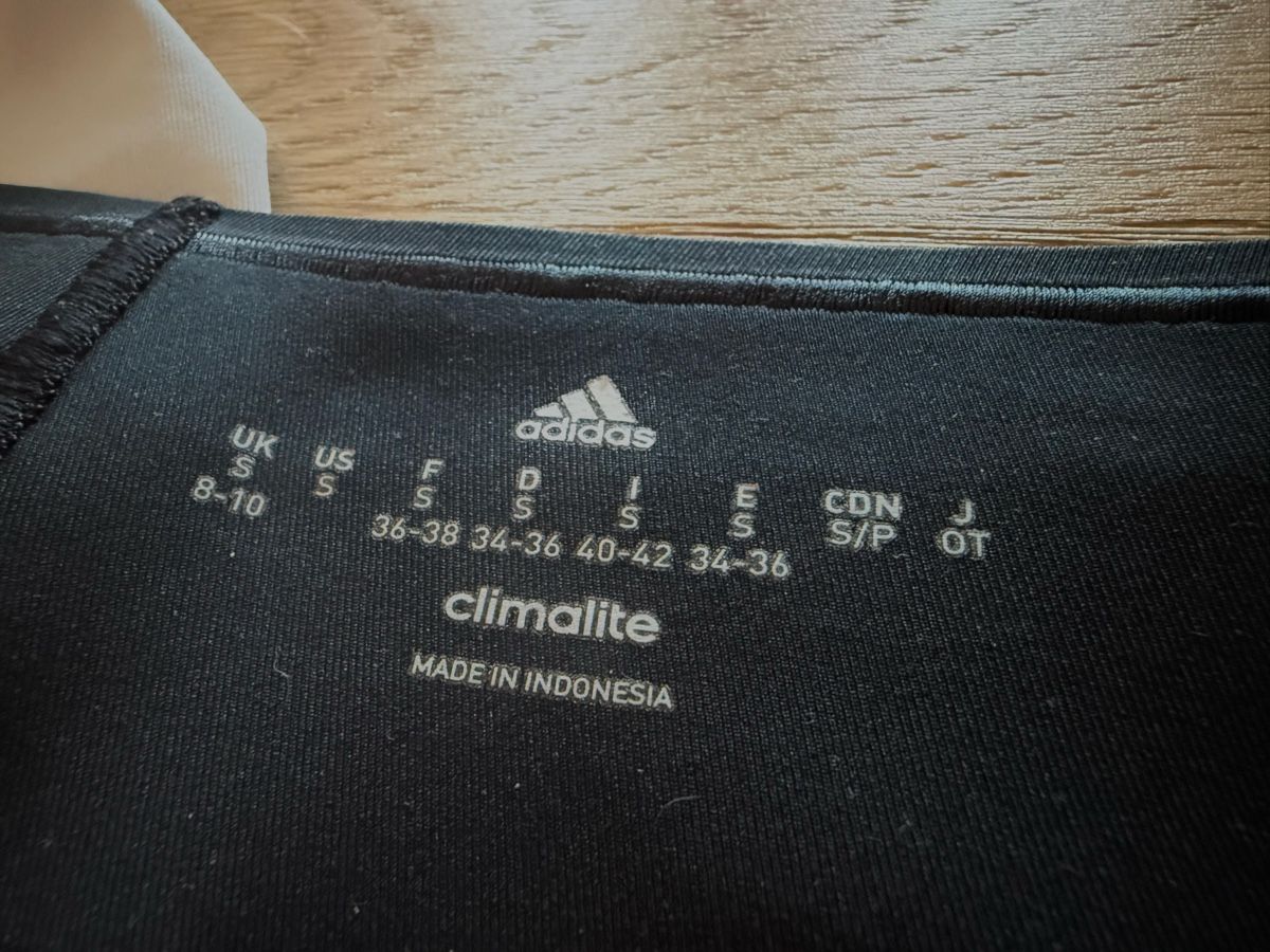 Adidas Leggings: Adidas Leggings schwarz Marmormuster gr S Climalite – Usato da Staad SG venduto da Chirrari 3
