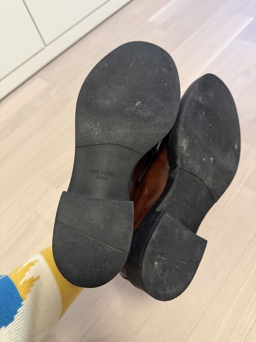 Prada Scarpe da donna: Prada Brown Leather Loafers - Size 40 – Usato da Männedorf venduto da ScottNatalia 2