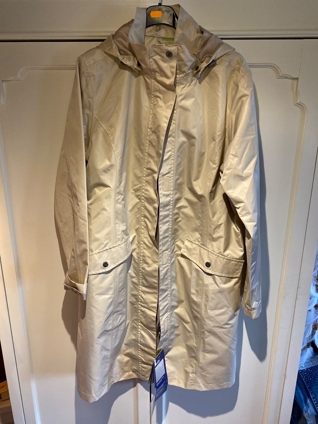 Cappotti: DAMEN MANTEL-REGENJACKE – Nuovo e nell'imballaggio originale da Meienried venduto da ManuelaBoutique 1