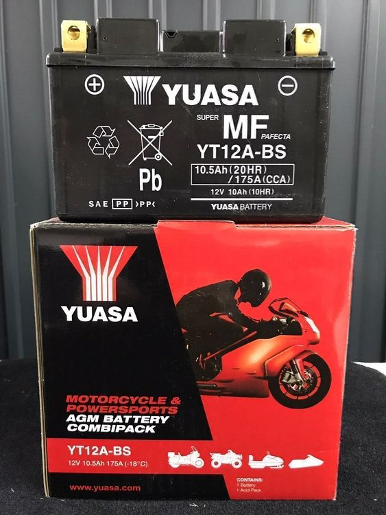 Yuasa YT12A-BS KTM Duke Kawasaki Z 1000 Aprilia Tuono Kymco