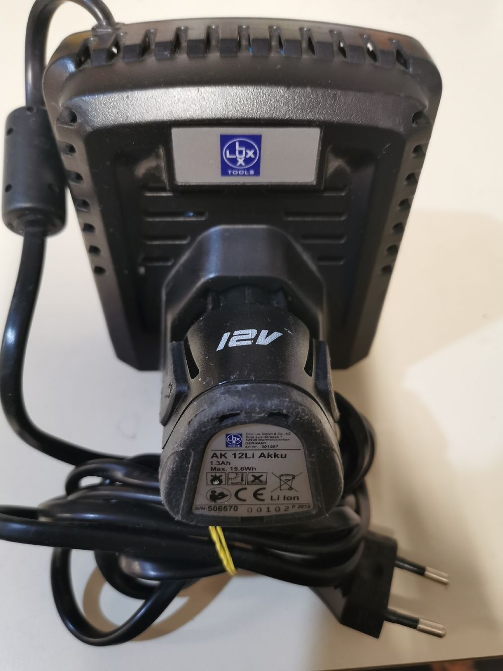 Batterie: Ladestation  + Batterie in gutem zustand – Usato da Bern venduto da Paca48 2