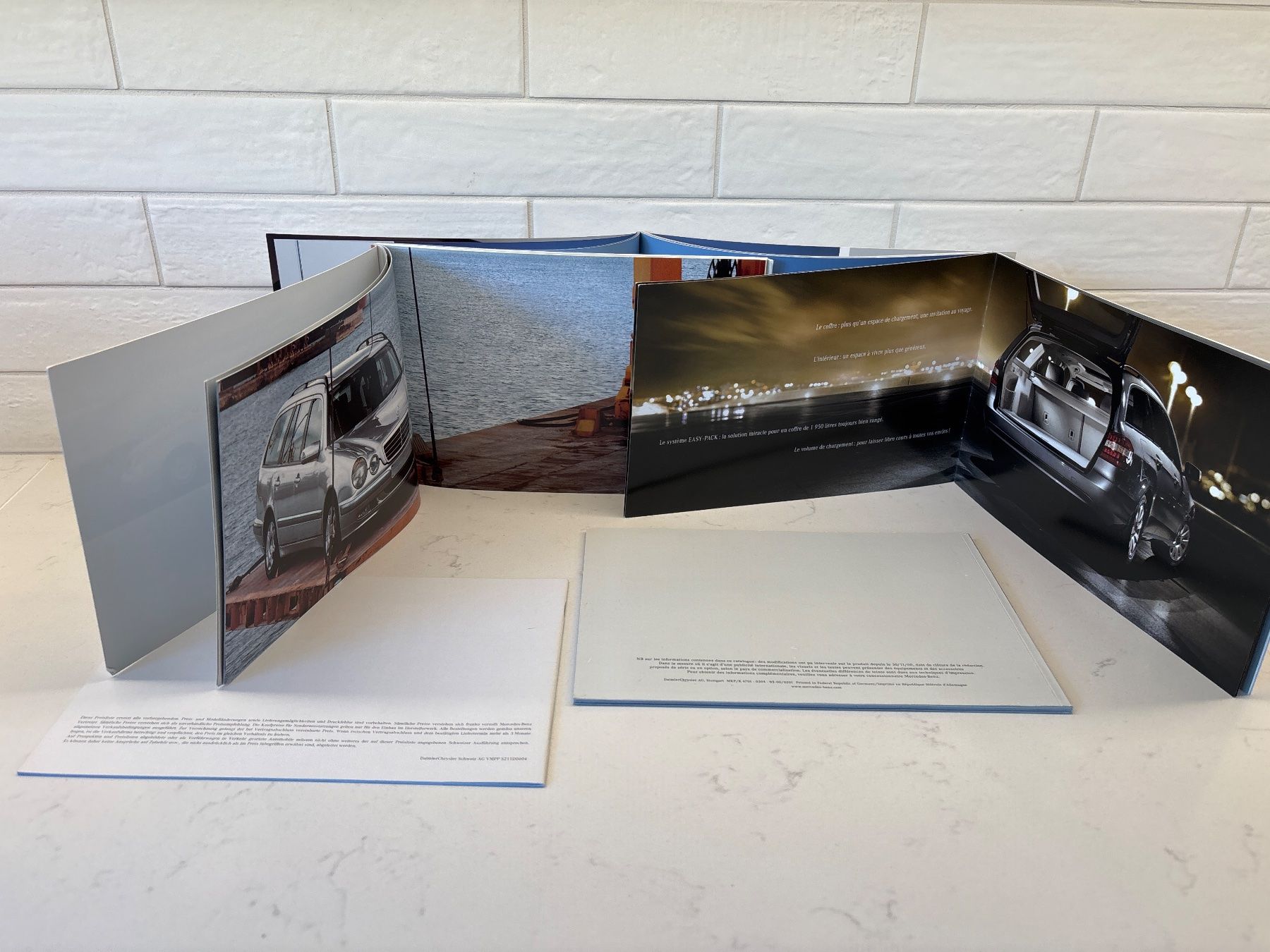 Mercedes-Benz Dokumente: Brochures Mercedes-Benz Classe E 2003 2009 2010 2011 – Gebraucht aus Gollion von Hampton 2