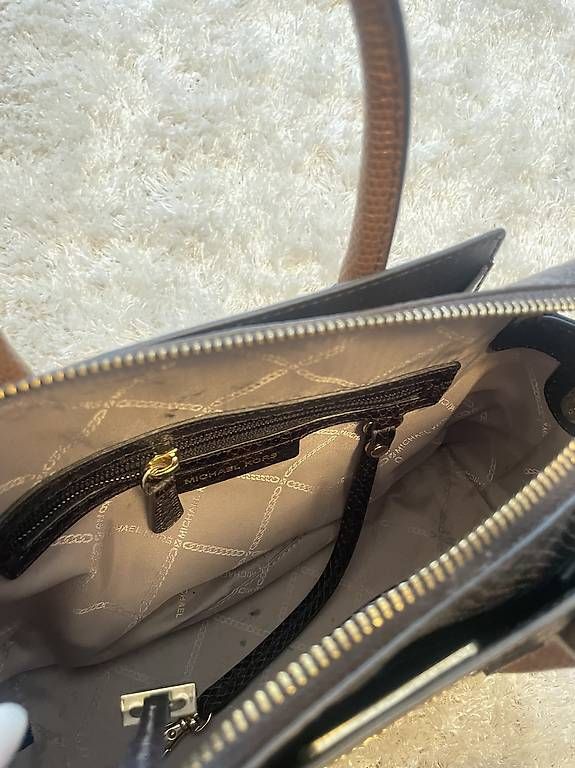 Michael Kors Borse da donna: Michael Kors Tasche – Usato da Lenzburg venduto da lejlaimamovic 3