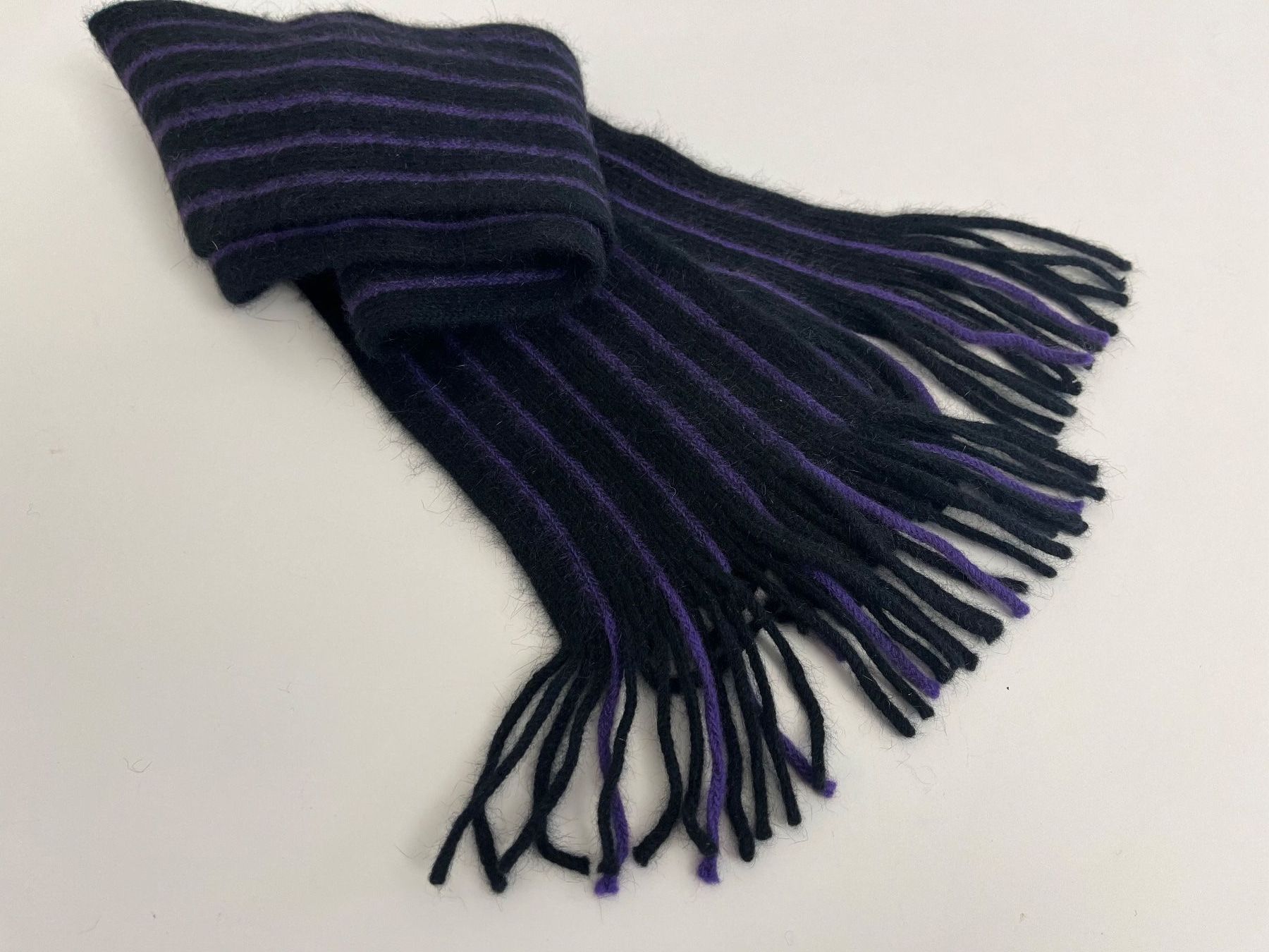 Foulard & Sciarpe: Possum Halstuch mit Streifen violett – Nuovo e nell'imballaggio originale da Zollikofen venduto da marys-choice 1