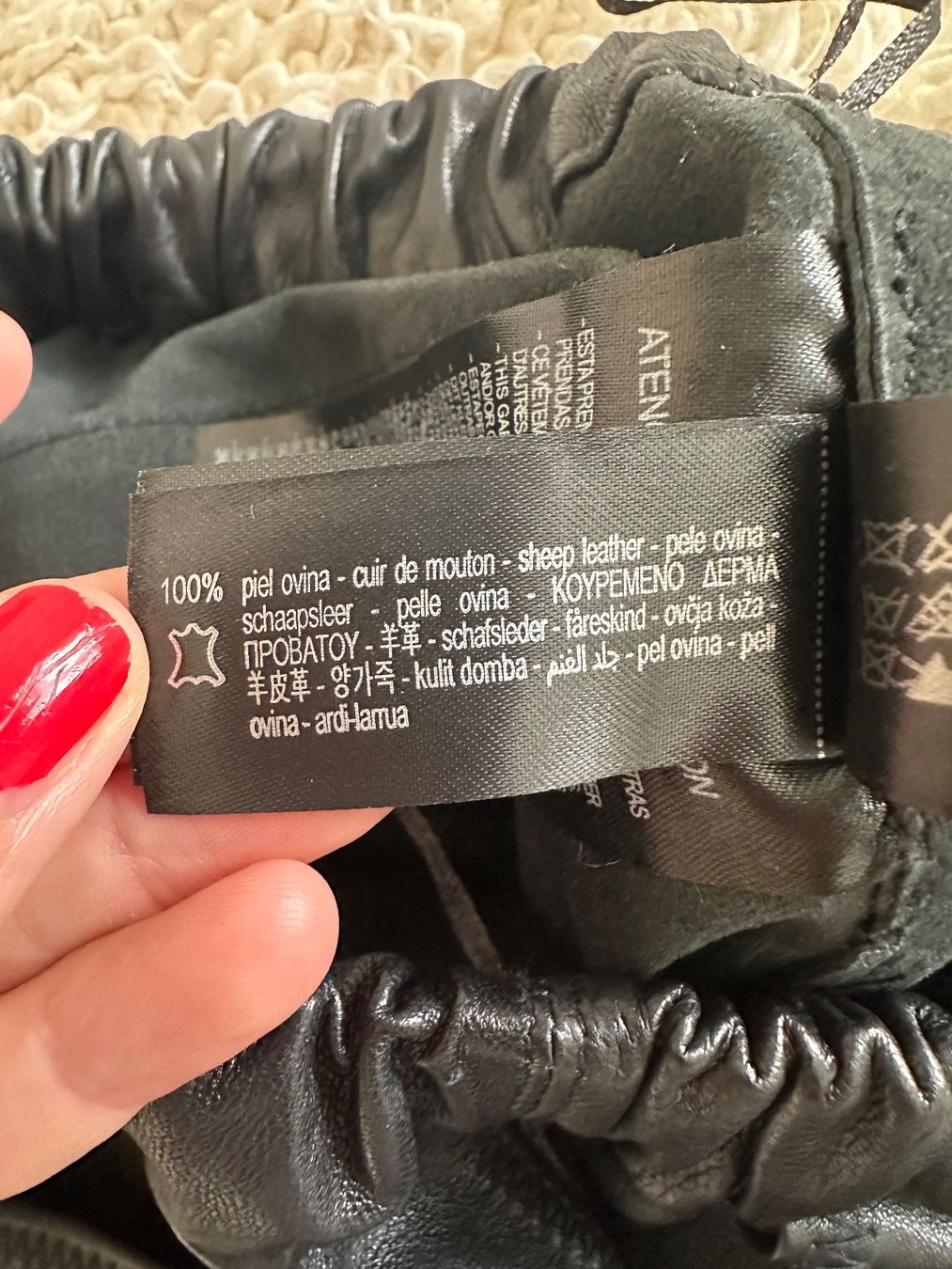 Zara Pantaloni: Leder Hose – Nuovo e nell'imballaggio originale da Rapperswil BE venduto da aro_66tx 7