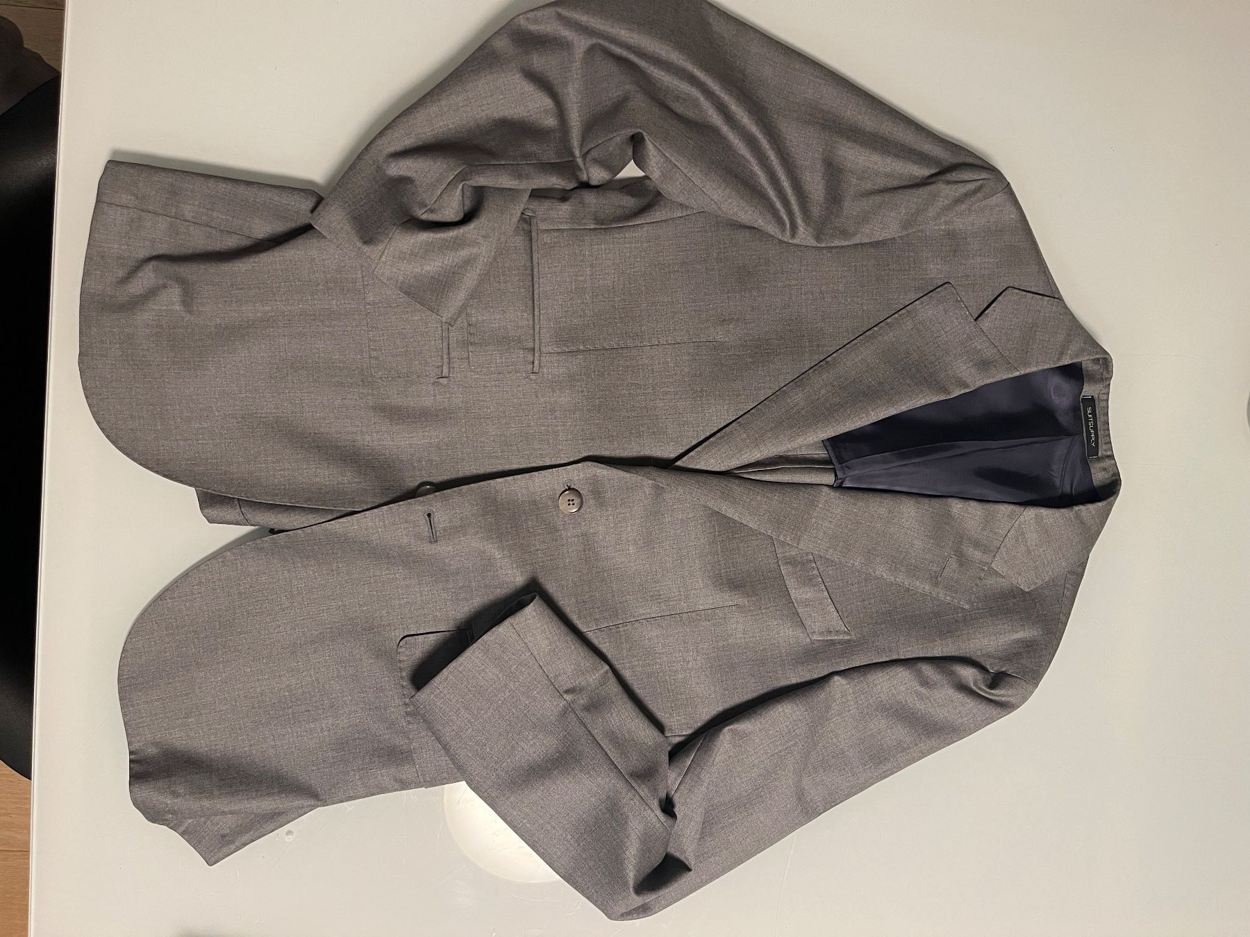 Suitsupply Completi, tute sportive e funzionali: Suitsupply Anzug 48 grau – Usato da Zürich venduto da su8_29ks 1