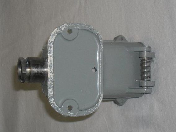 Stecker: 400 Volt - Wand-Steckdose , 15 A , 5 polig , Metall – Gebraucht aus Büren SO von omsa 2