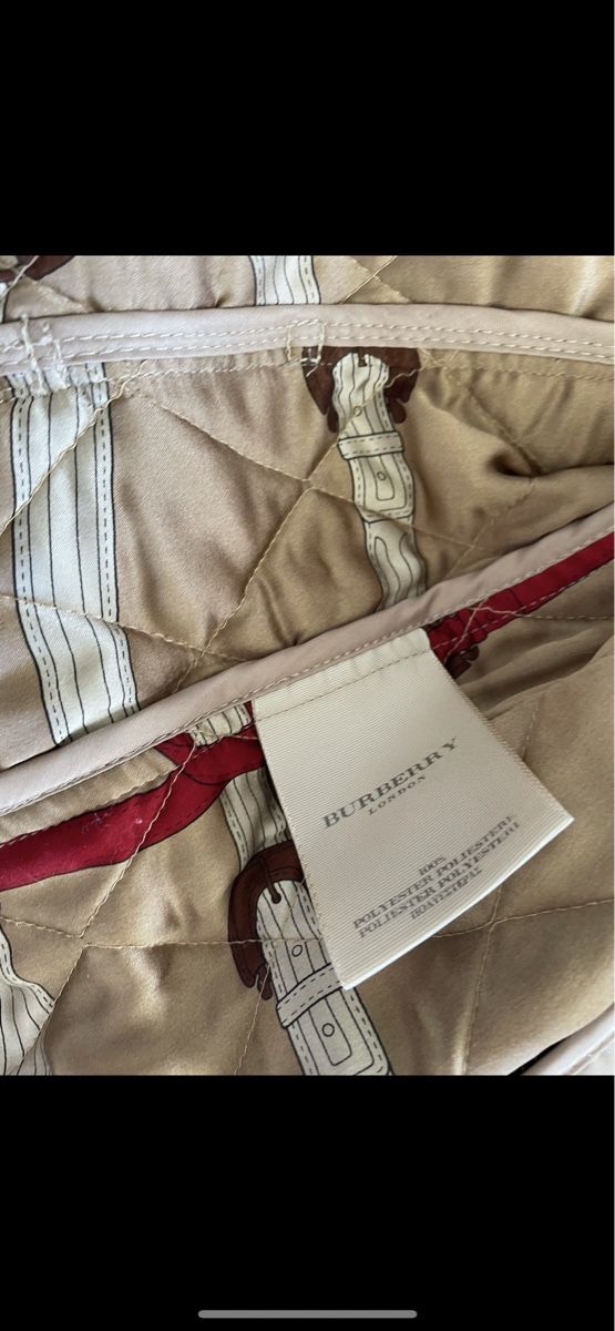 Burberry Cappotti: Burberry Wunderschönes Trenchcoat ! M-L – Usato da Fruthwilen venduto da Mariya13 4