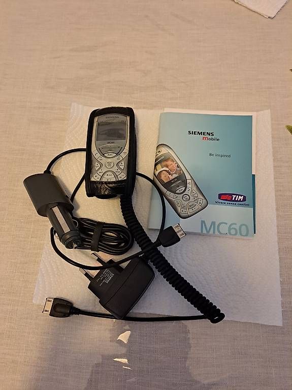Telefoni cellulari / Smartphones: Cellulare Siemens MC 60 – Usato da Arzo venduto da Passioncabrio