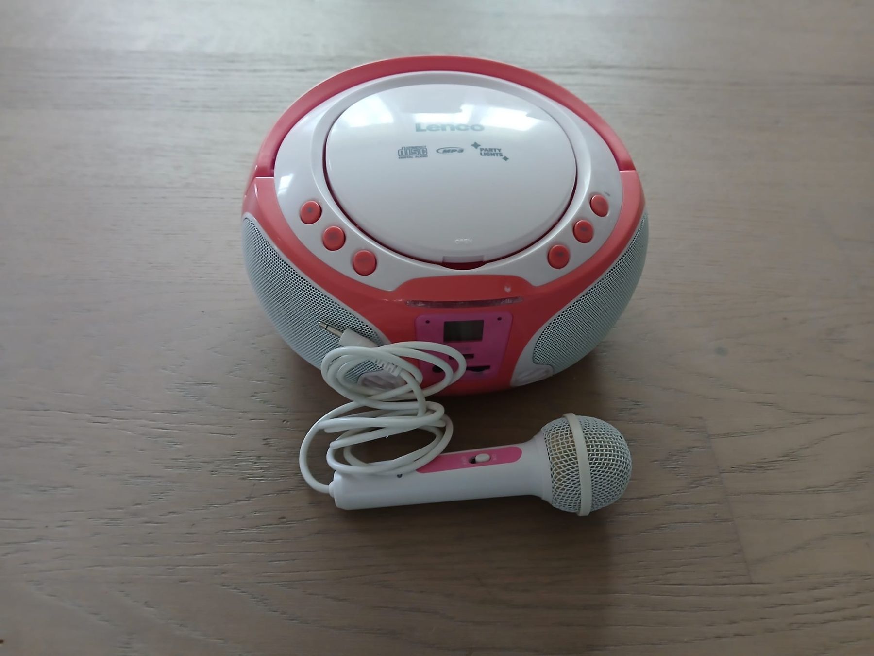 Lenco Sistemi audio & multimediali: CD-Player mit Mikrofon – Usato da Dachsen venduto da Luna261081