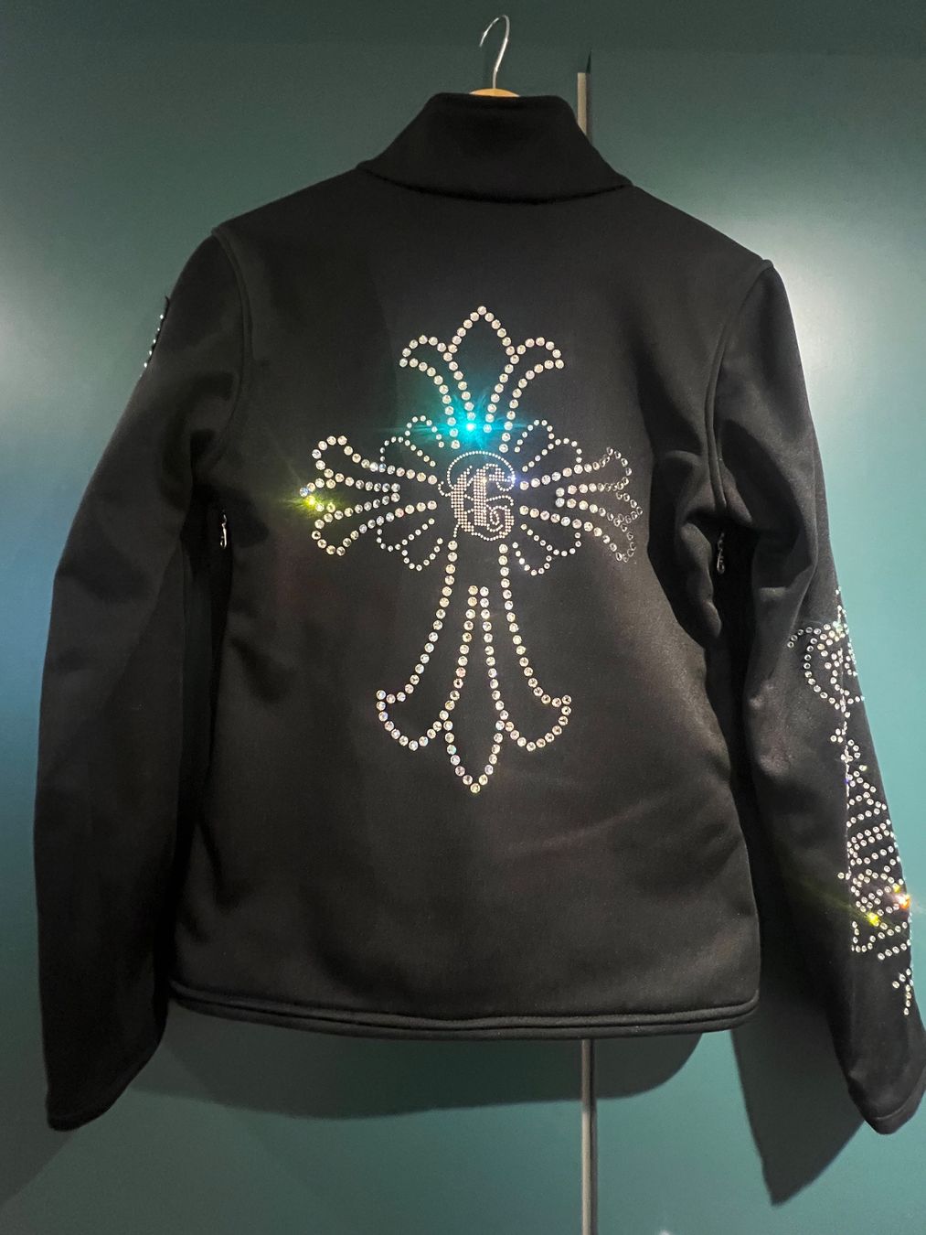 Giacche: Jacke Champagne schwarz mit Strasssteinen – Usato da Bern venduto da cip_v9xh 1