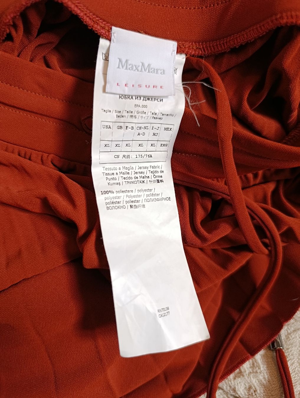 Max Mara Gonne: jupe plissée max Mara corail XL – Nuovo (secondo la descrizione) da Monthey venduto da 04Elisa 4