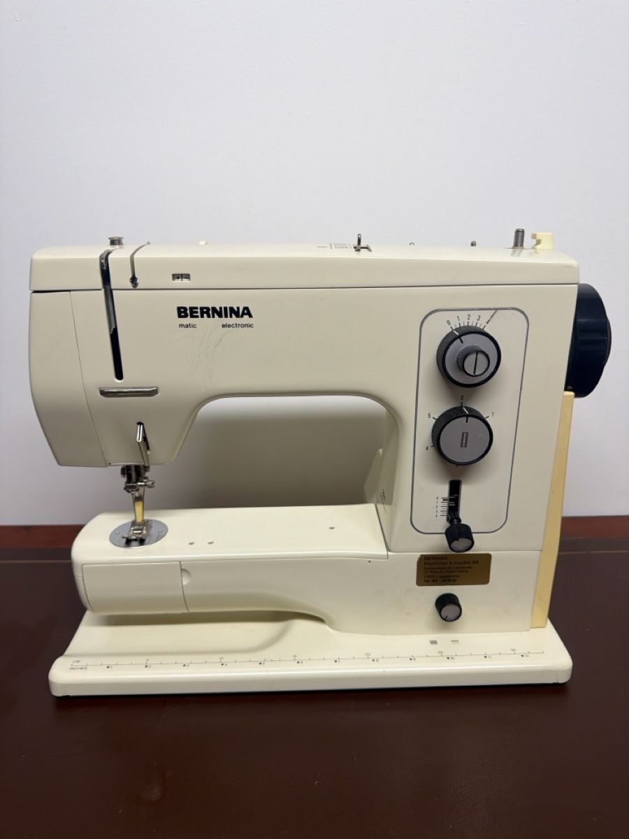 Bernina Macchine da cucire: Machine à coudre Bernina 801 Matic Electronic – Usato da Bôle venduto da K200C 4
