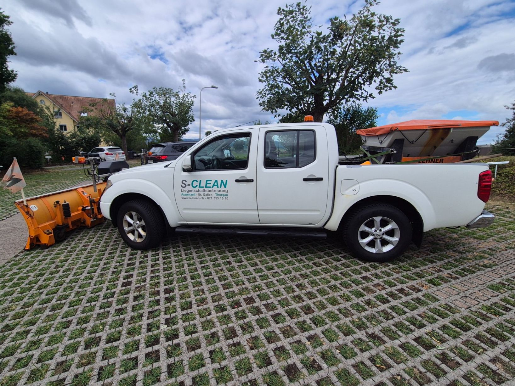 Zaugg Sgombero neve: Nissan Navarra – Usato da Hauptwil venduto da ms6_x9gg 3