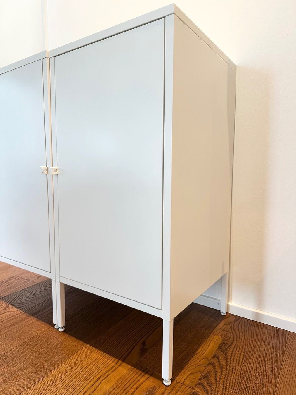 Ikea Cassettiere: IKEA LIXHULT Kommode Spind  Schrank – Nuovo (secondo la descrizione) da Wettingen venduto da rog_fhz5 3