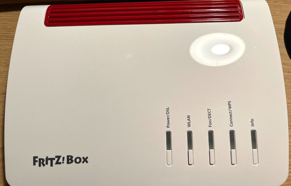 AVM FritzBox WLAN Router 7590 Fritz!Box (Gebraucht) in Thunstetten für ...