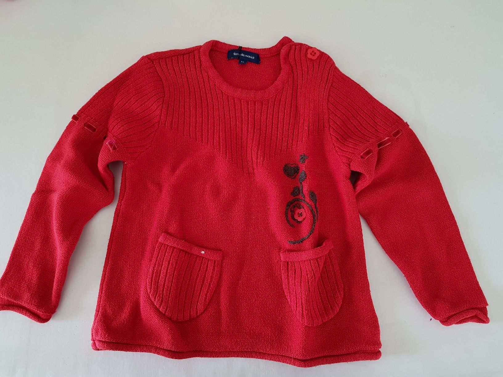 Pullover & Sweatshirts: pull – Gebraucht aus Hermance von Triplebizzo