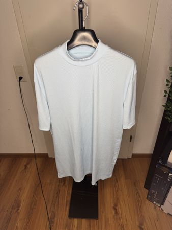 Herren T-Shirt Gr. L – Hellblau / Mint – Minimalistisch