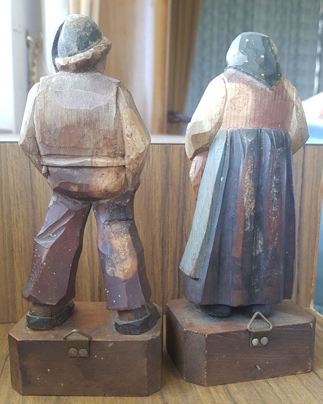 Figuren: Holzfiguren Paar Brienz – Gebraucht aus Mörschwil von antiksalon 4