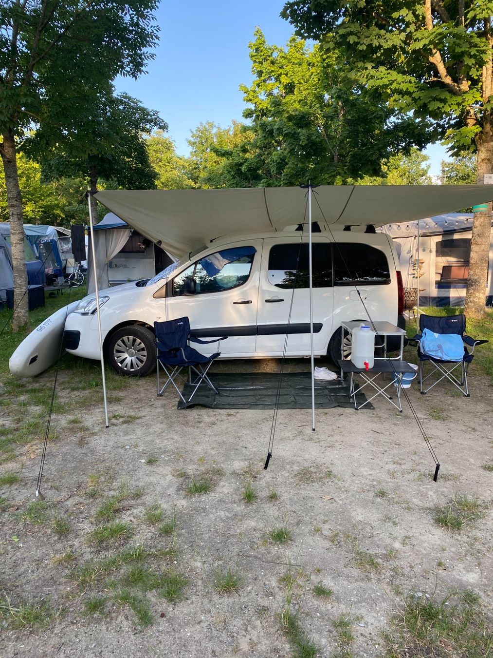 Citroën Automobili: Citroen Berlingo, 1.2i, Multispace / Minivan/ Minicamper – Usato da Matten b. Interl venduto da trulletrampel-1