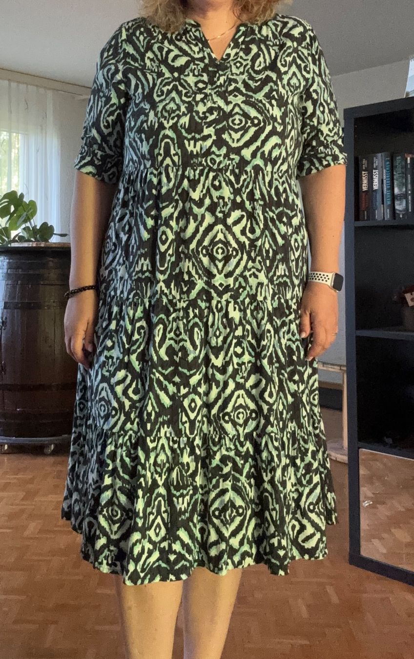 Cecil Vestiti: CECIL Figurumspielendes Kleid Gr. L – Nuovo (secondo la descrizione) da Ittigen venduto da Melaleuca77