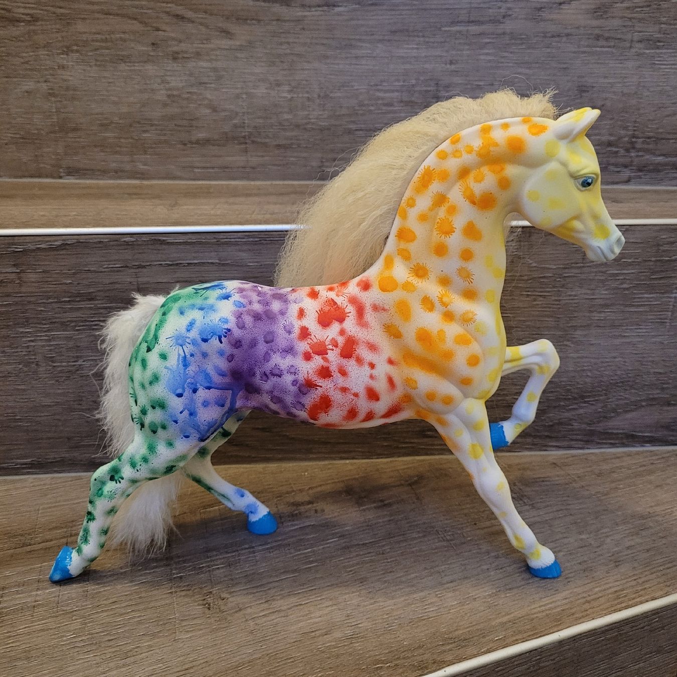 Giocattoli: Barbie Pferd Regenbogen Repaint/ Unikat – Usato da Niederbuchsiten venduto da klengyel 5