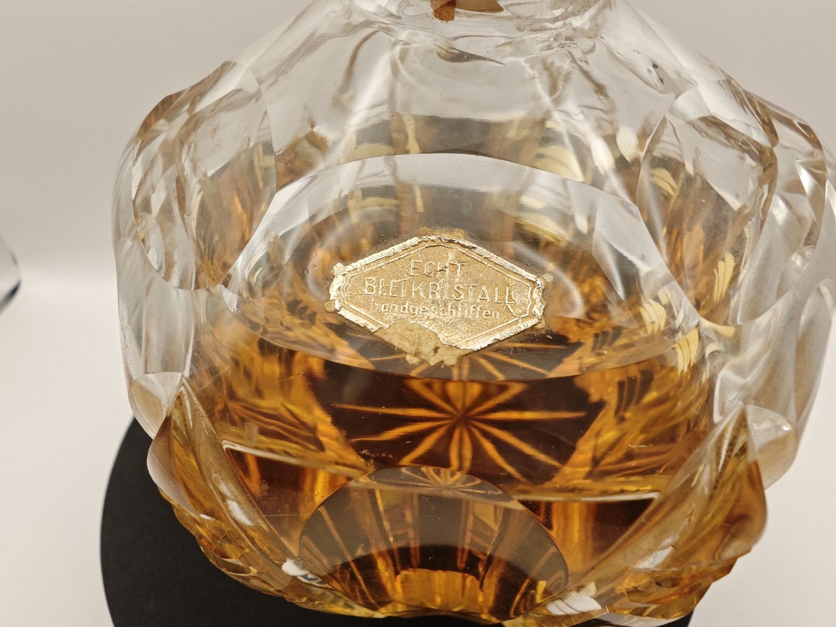 Caraffe: Art - Déco Bleikristallkaraffe, ca. 1920 bis 1940 – Usato da Ottikon venduto da Kolibri-81 5