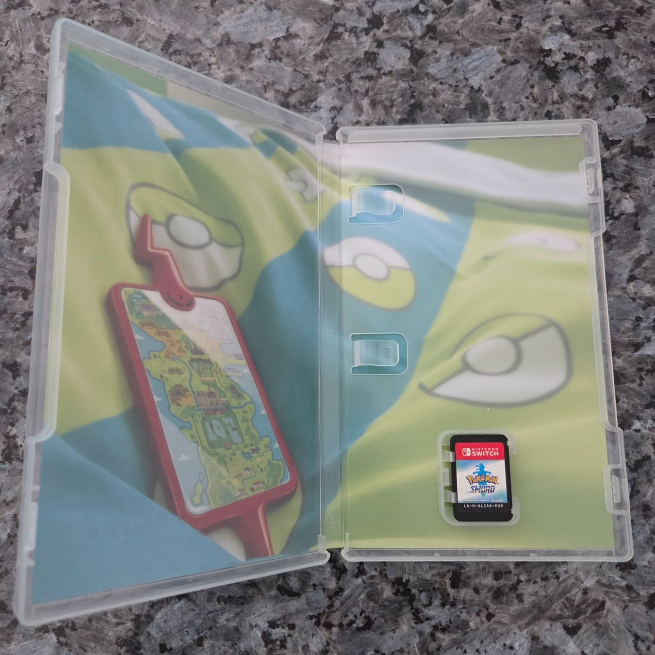 Pokémon Spiele: Pokemon Schwert/sword/épée - Nintendo Switch – Gebraucht aus Vernayaz von Lecoffreromand 2