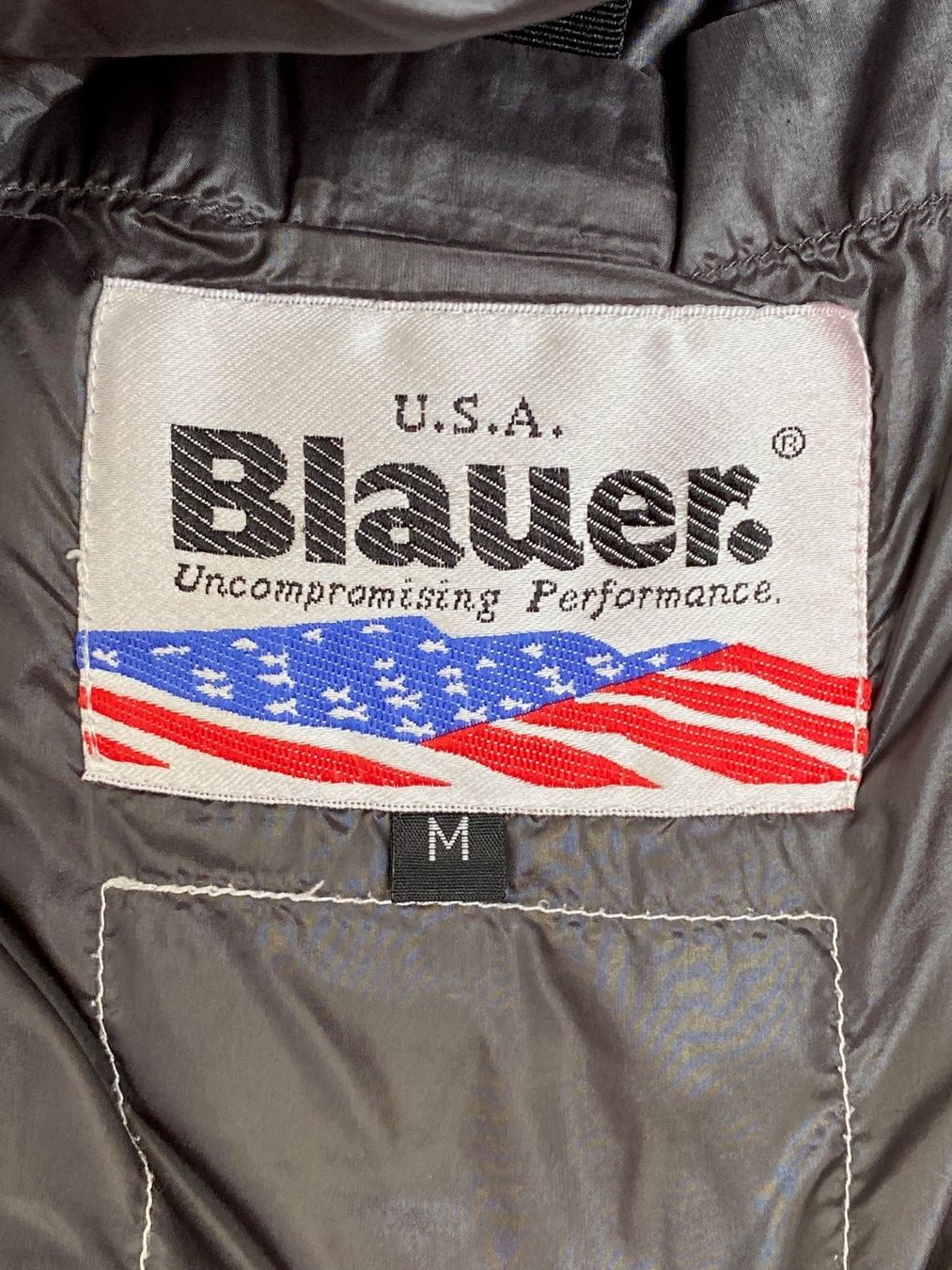 Giacche: Blauer Daunenjacke Grösse M – Usato da küssnacht am rigi venduto da Daot 1