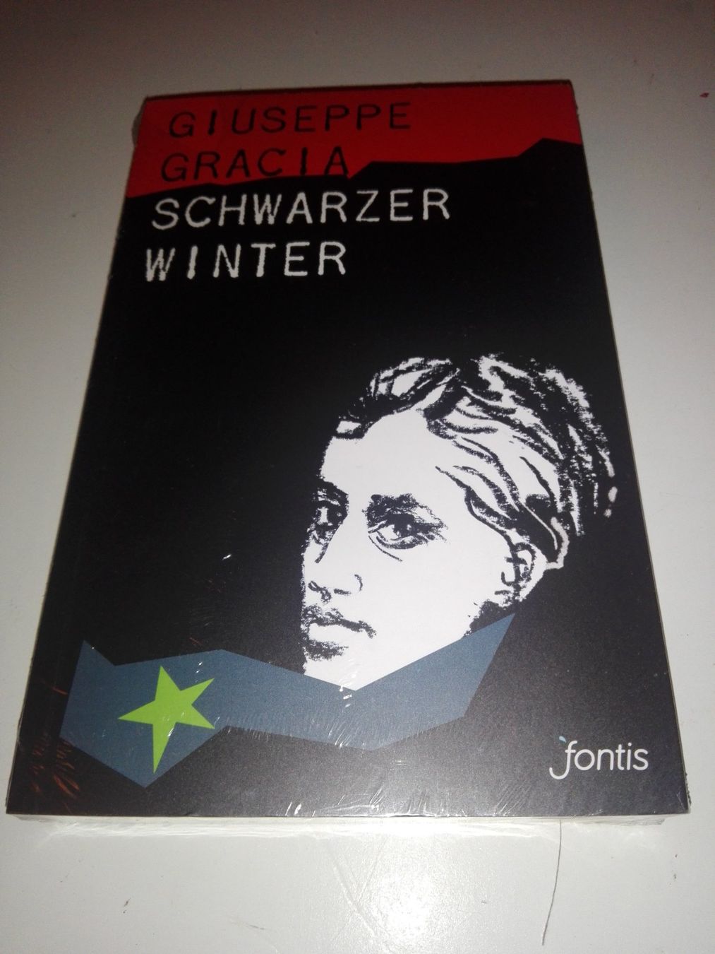Libri: Schwarzer Winter  (Giuseppe Gracia)                Neu / OVP – Nuovo e nell'imballaggio originale da St.Gallen venduto da elk2022