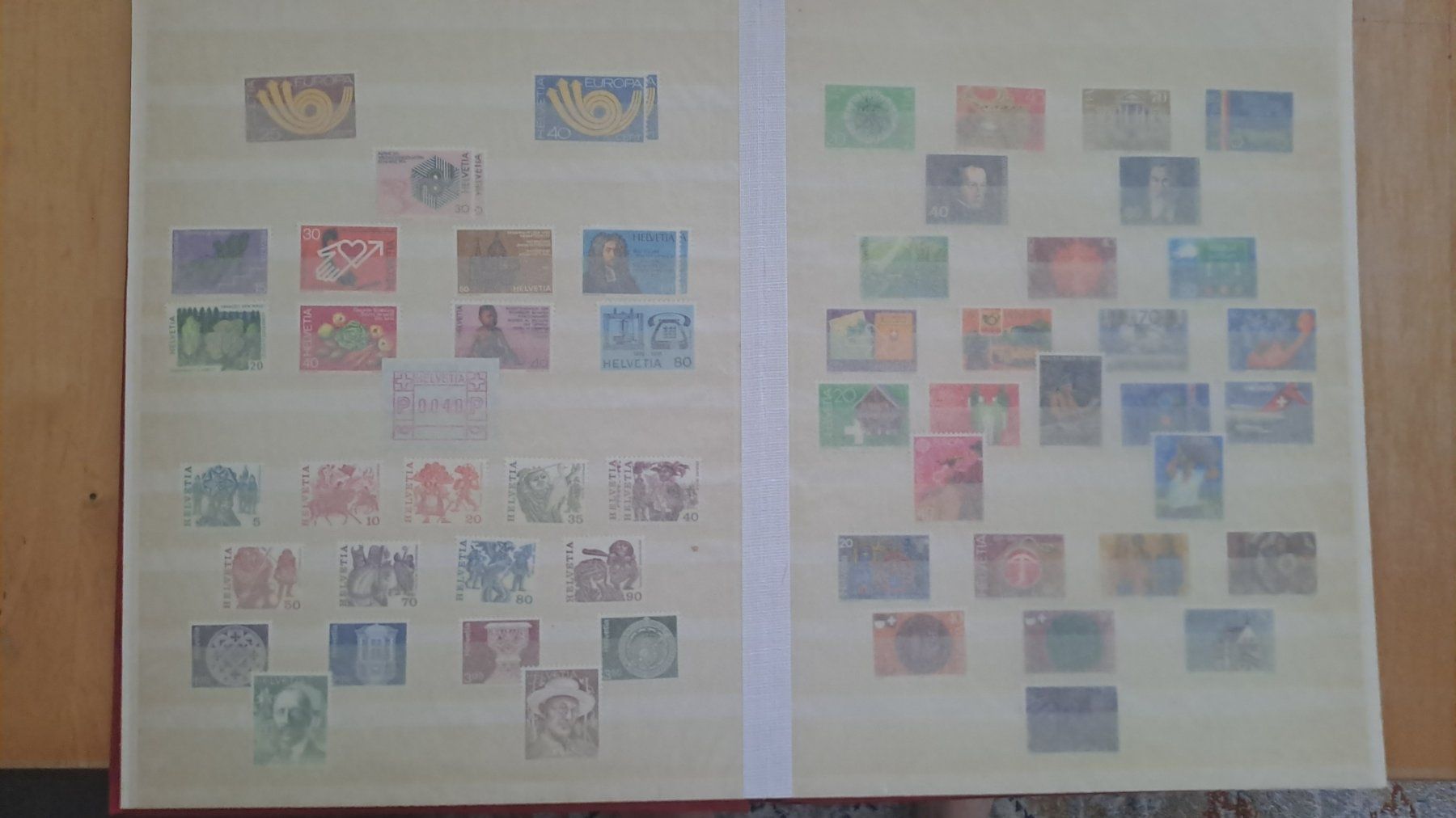 Tutti i francobolli: Schweizer Briefmarken, ungestempelt. Nominalwert: CHF 292 – Nuovo (secondo la descrizione) da Bergdietikon venduto da Lion-King 2