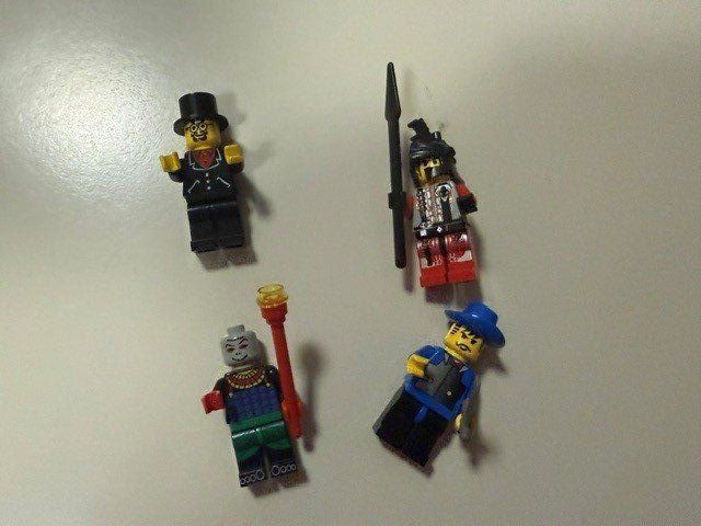 Lego Kit di costruzioni: Lego Minifigures + Horses - Various – Usato da Chiggiogna venduto da TheLegend88 9