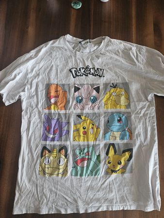 T-Shirt Pokemon Weiss Grösse L guter Zustand