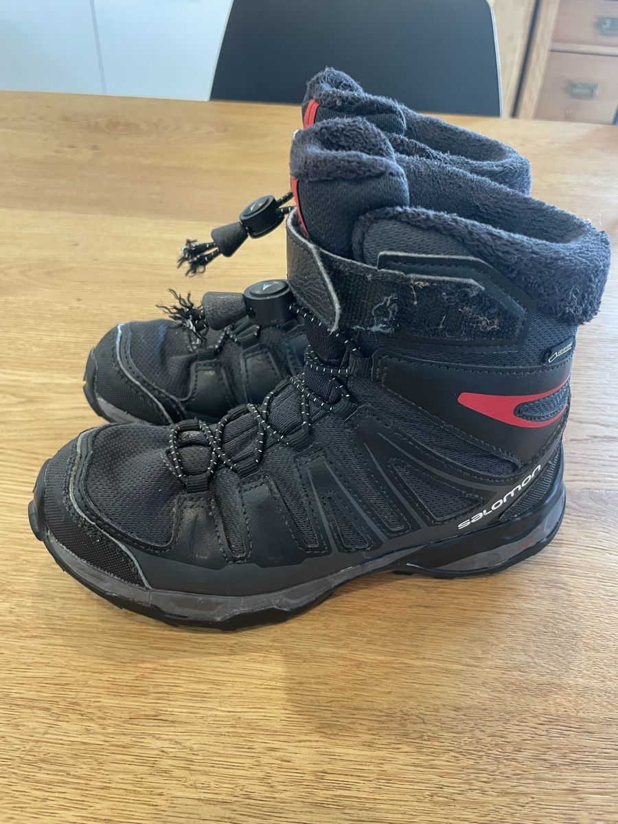 Scarpe per ragazzi: Salomon winterschuhe gr. 33 – Usato da Recherswil venduto da grafics 3