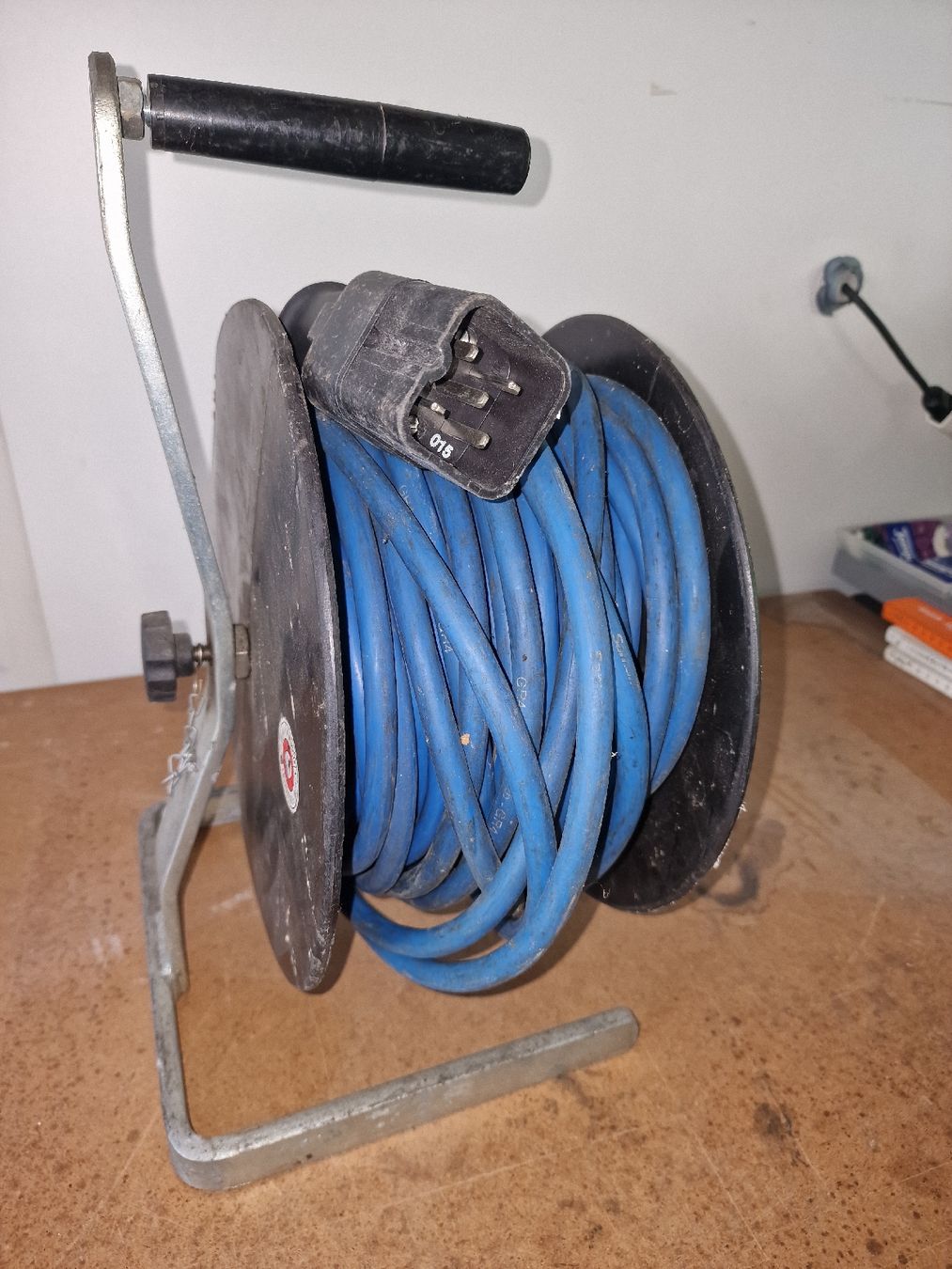 GIFAS Cavi: Kabelrolle 380 Volt/ 28 m – Usato da Uerkheim venduto da erdf 1