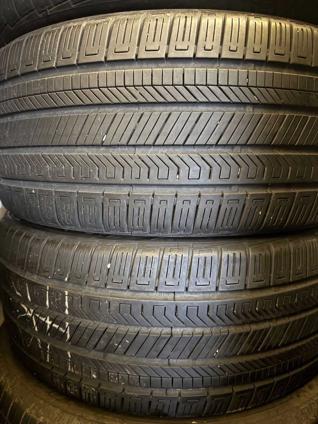 Continental Pneumatici & Ruote complete: 275/40R21 – Usato da Widen venduto da Dinero02 4