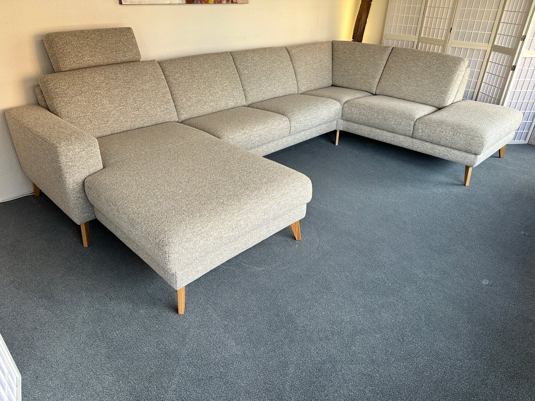 Sofas: Sofa MAX Stoff beige 341 x 221 cm inkl. Bettsofa – Neu (gemäss Beschreibung) aus Unterentfelden von moebelrufli 1