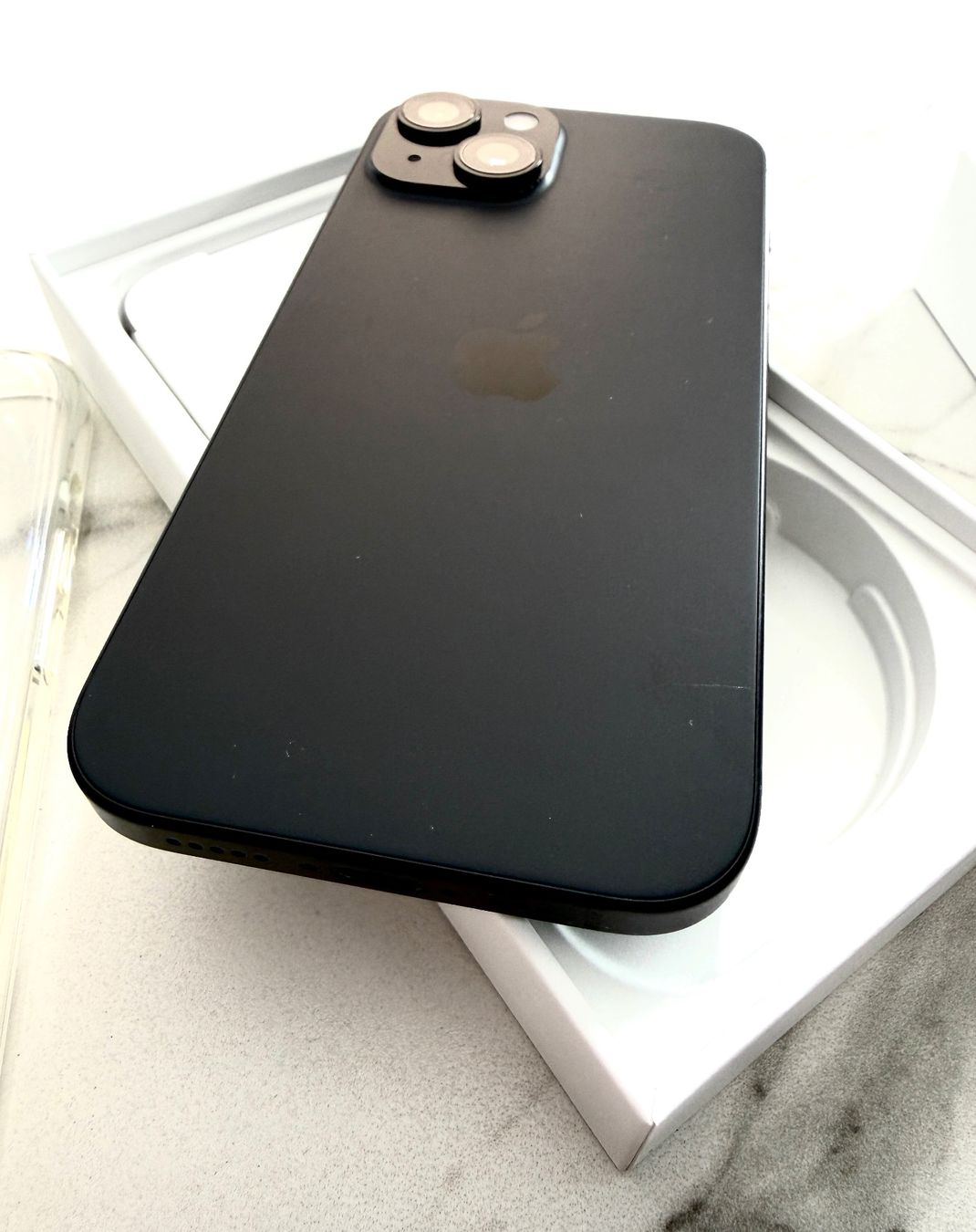 Apple Portables: iPhone 15 128 GB Schwarz – D'occasion à Cavigliano par Galgia88 5