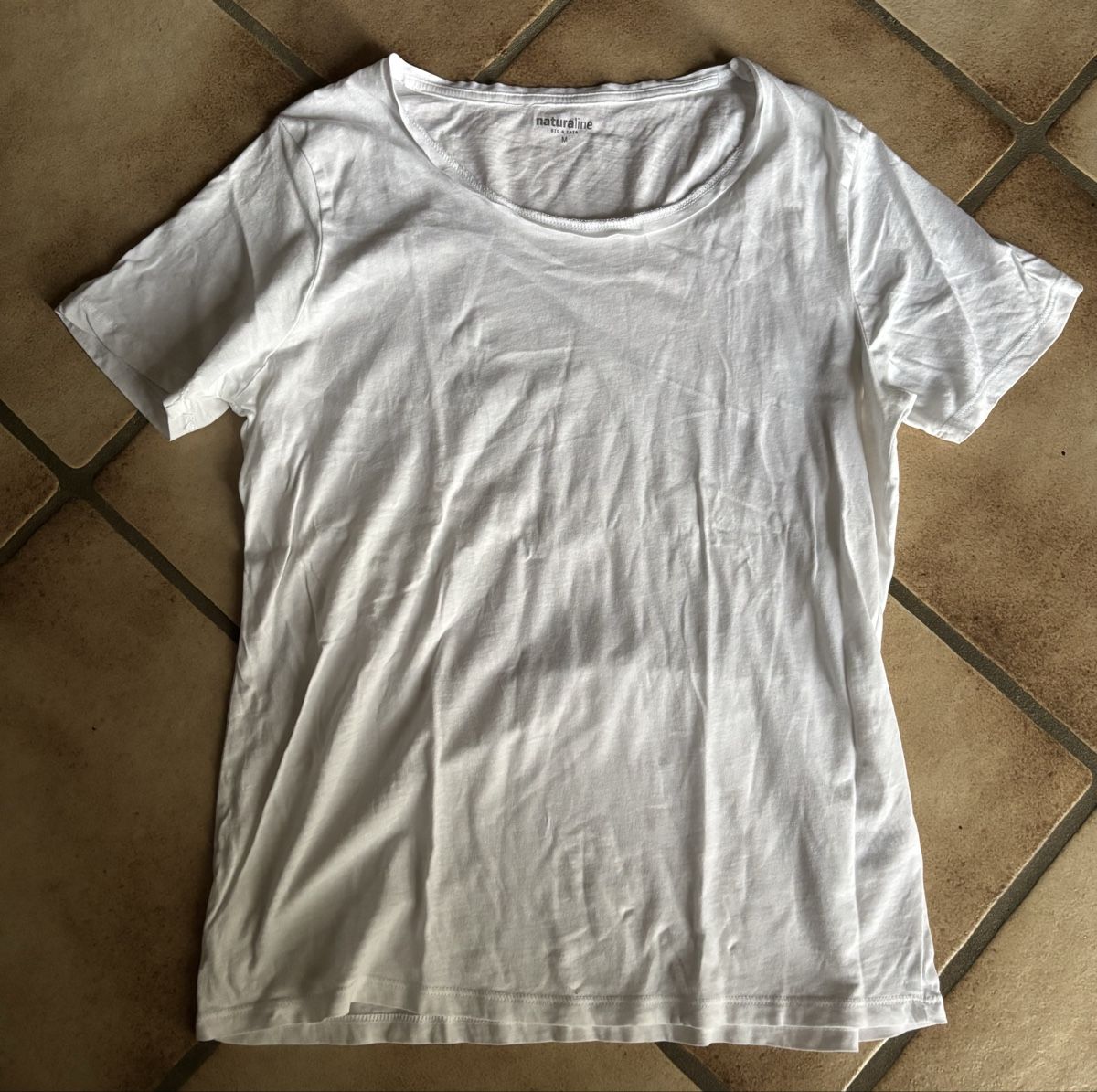 Lots de vêtements: Kleiderpaket weiss Damen Gr. S/M – Neuf (Voir description) à Erlinsbach par moseco 2